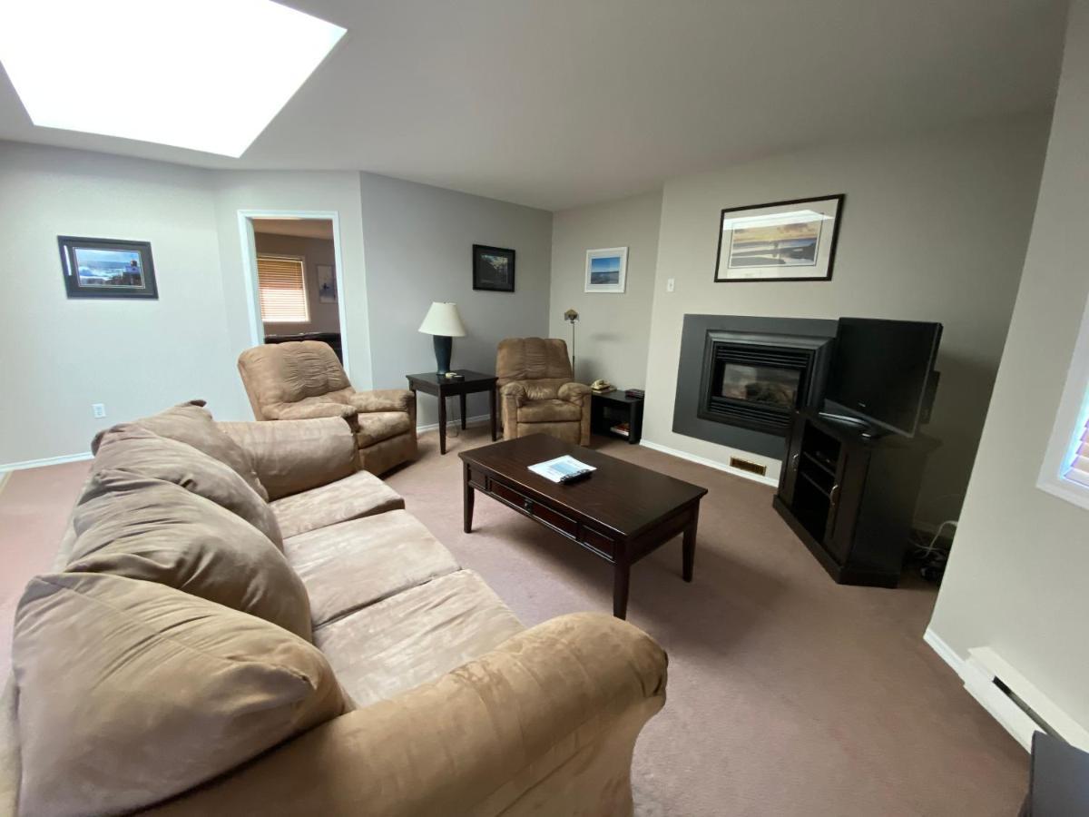 Ocean Sands Inc. Apartment Parksville