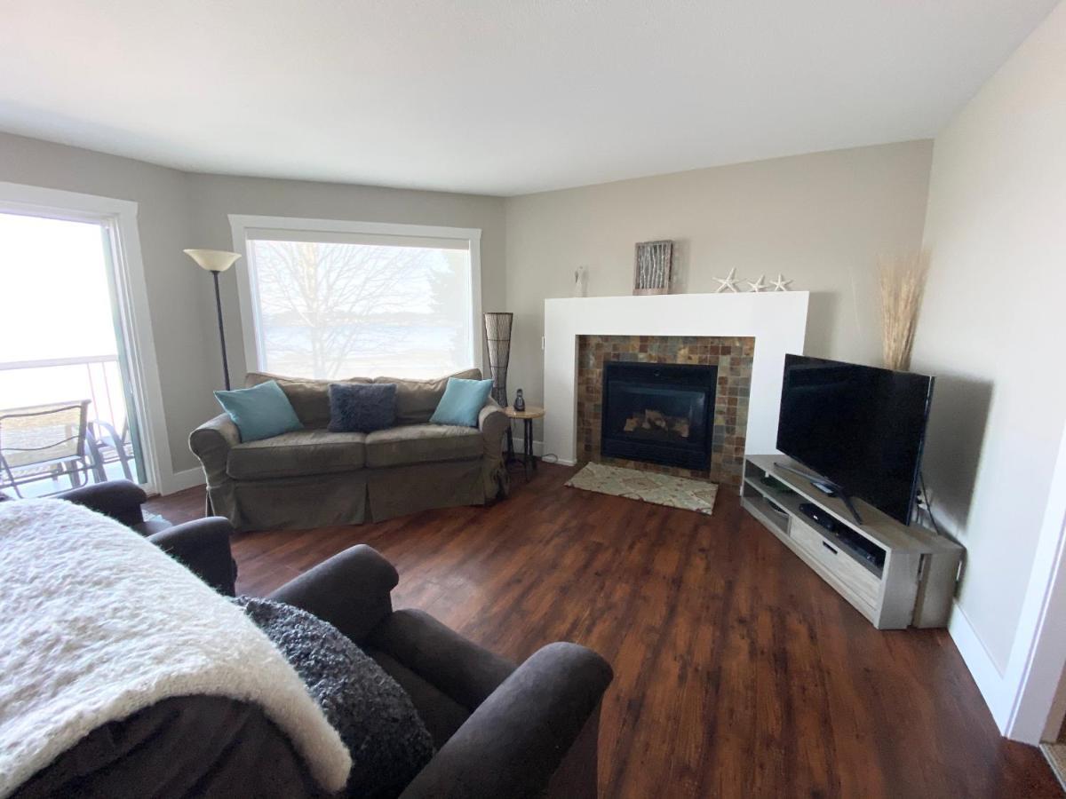 Ocean Sands Inc. * Parksville
