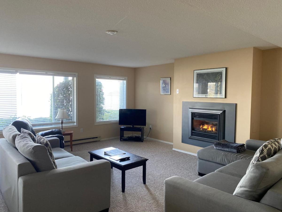 Ocean Sands Inc. Apartment Parksville