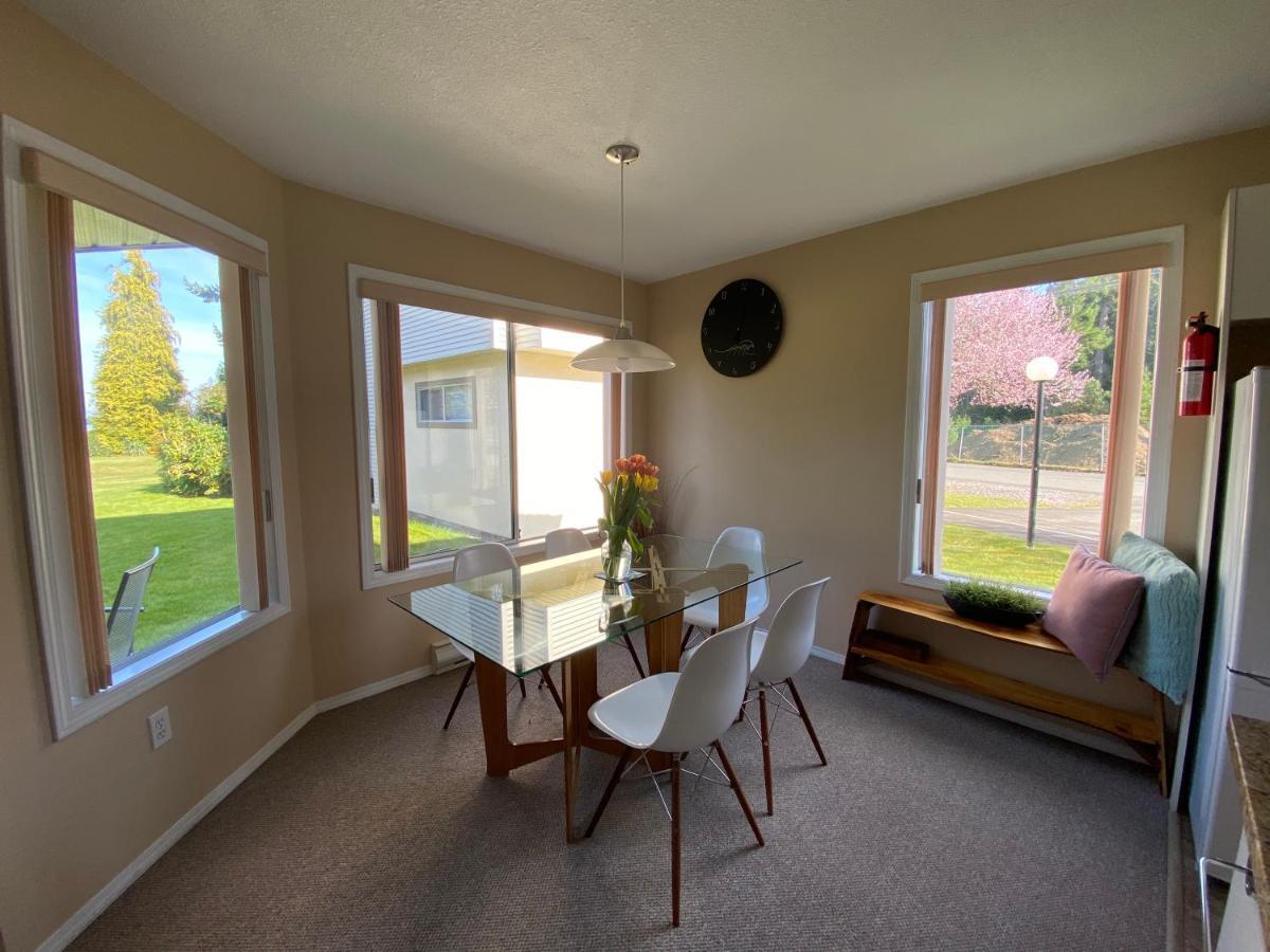 Ocean Sands Inc. Apartment Parksville