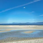 Coast Parksville Hotel