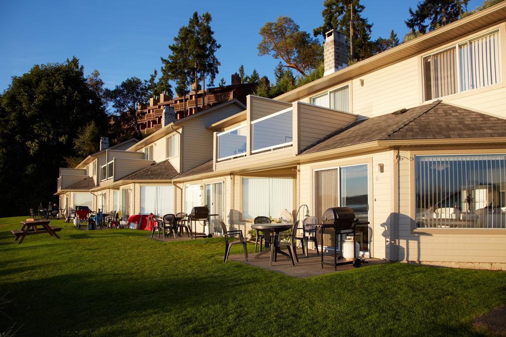 Madrona Beach 3* Parksville