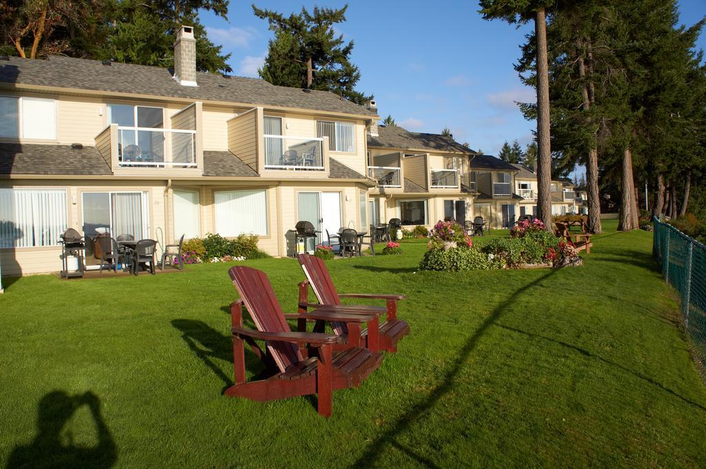 Madrona Beach Resort 3*