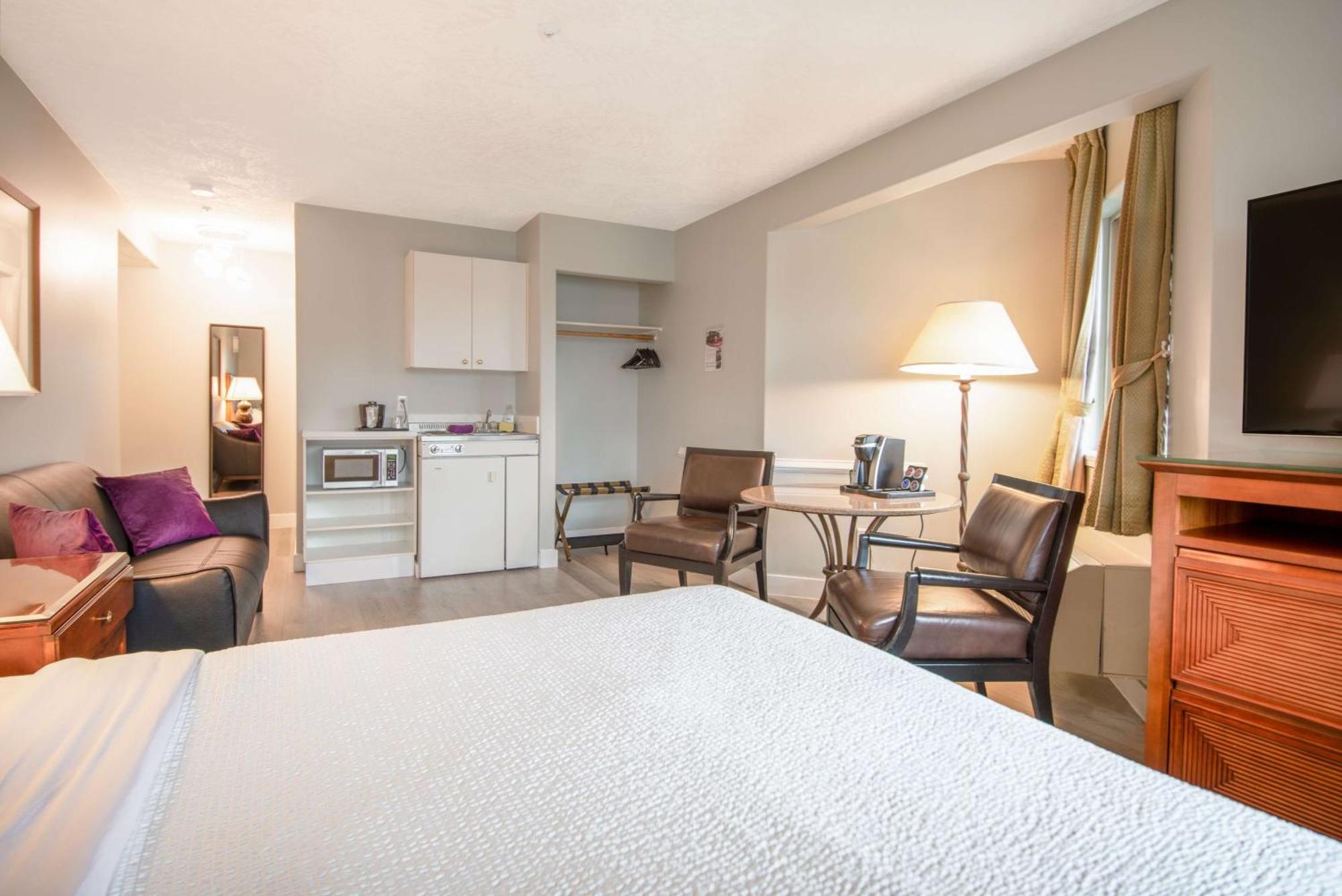 Hotel Coast Parksville Hotel Parksville
