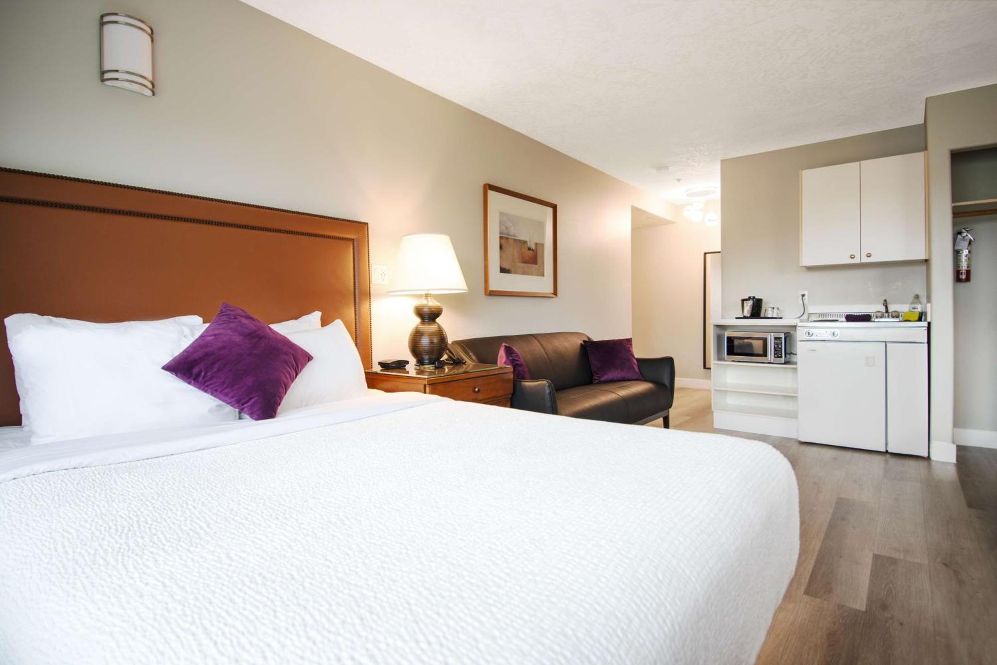 Coast Parksville Hotel 3*