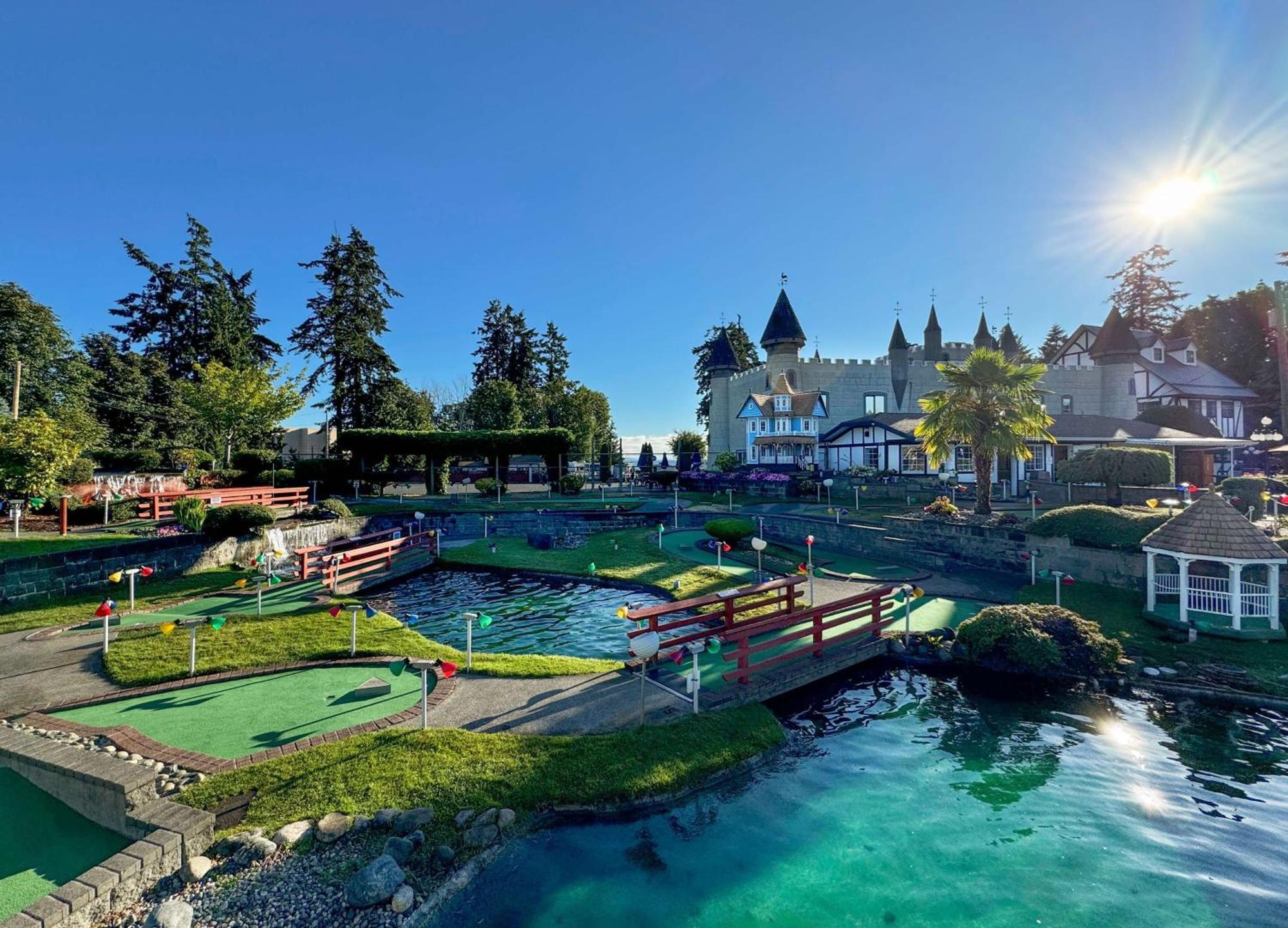 Hotel Coast Parksville Hotel 3*