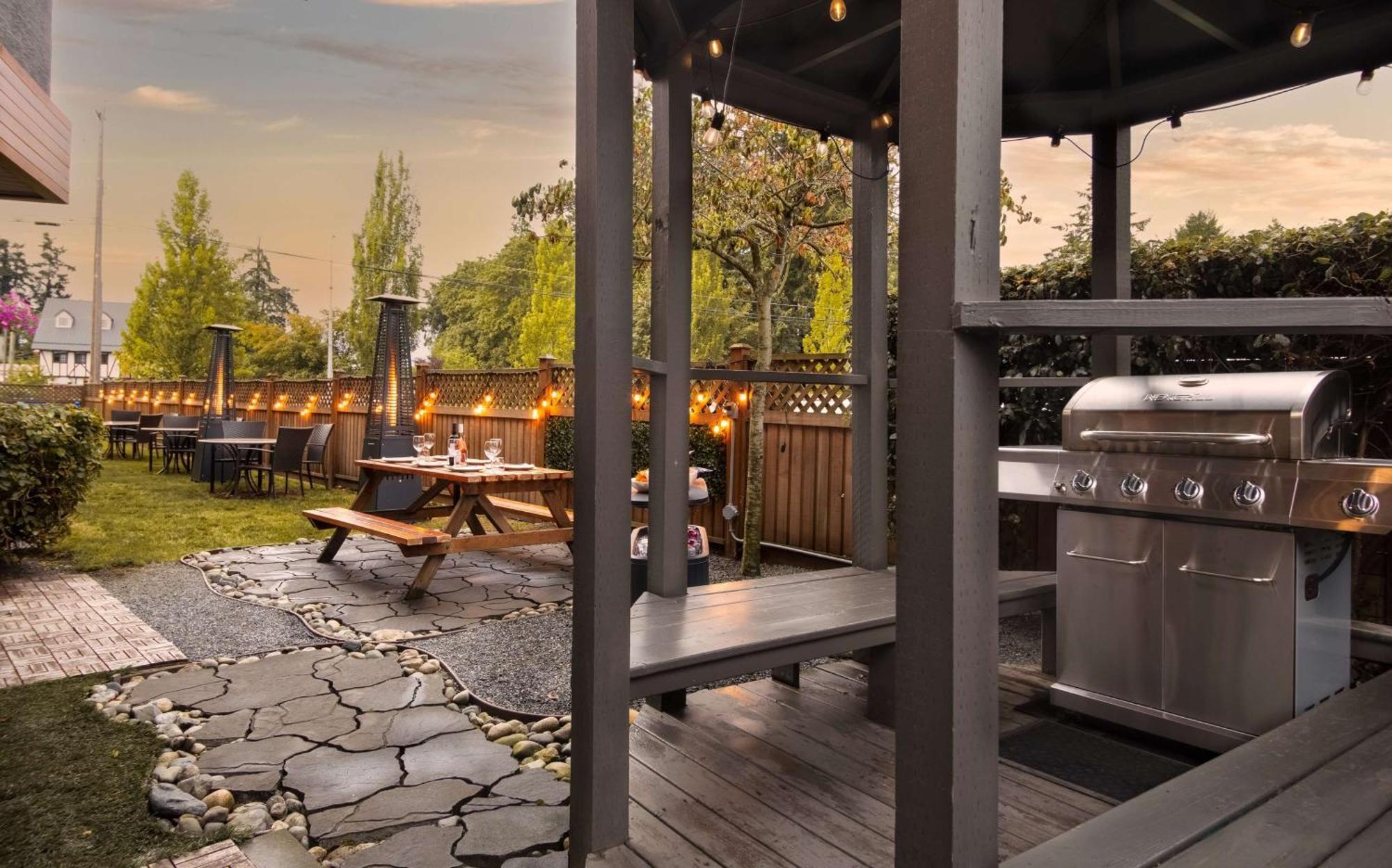 Hotel Coast Parksville Hotel