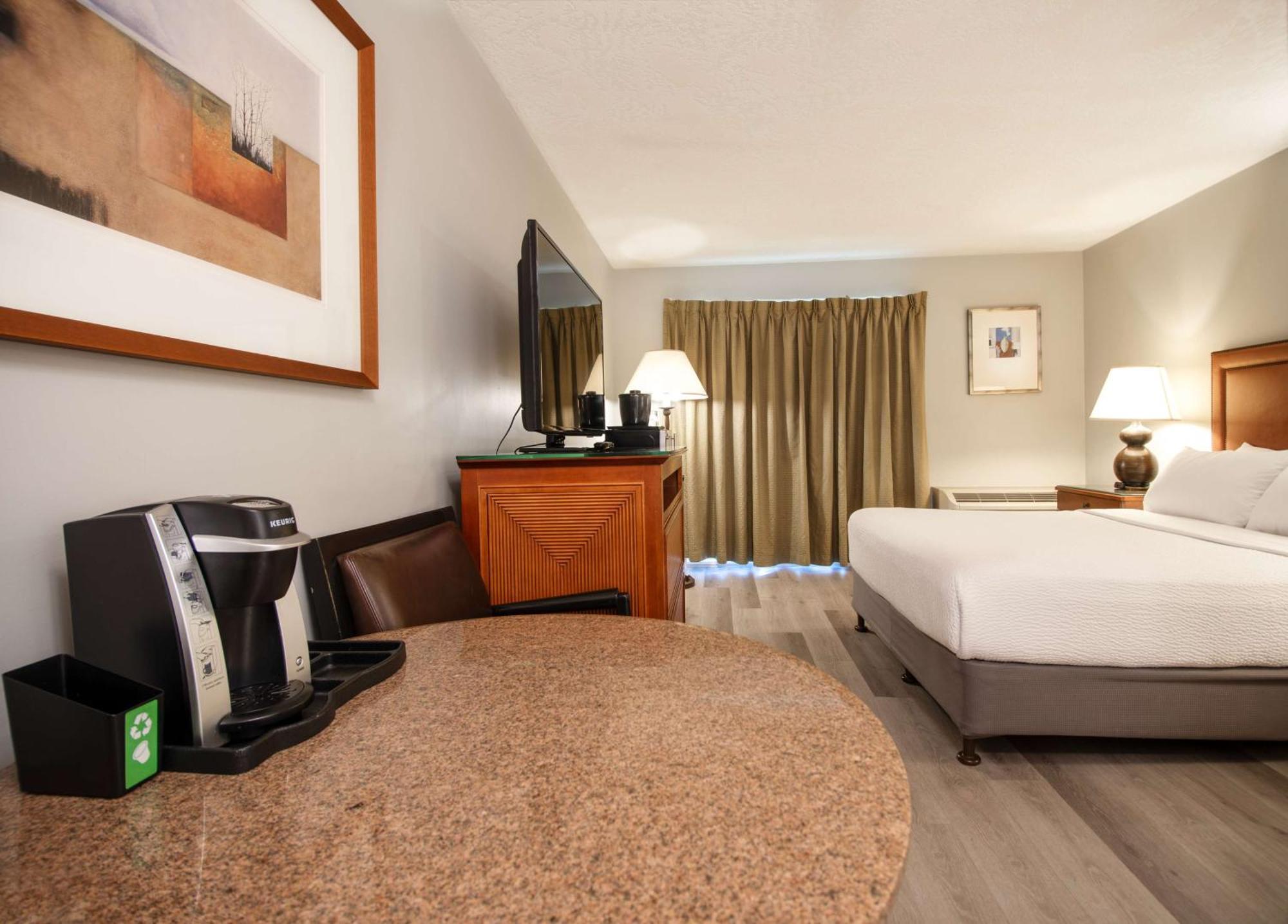 Coast Parksville Hotel Hotel 3*