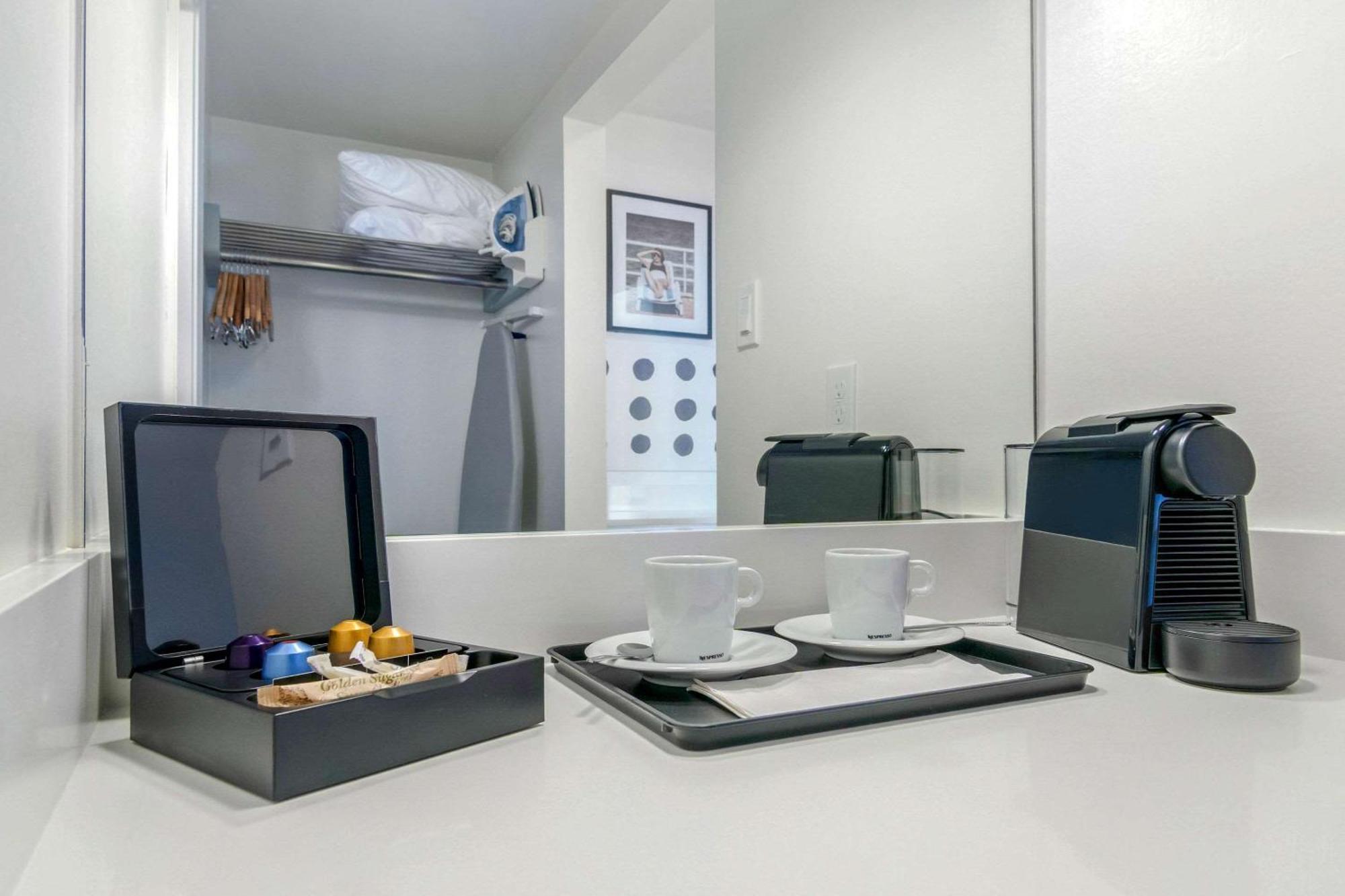Bayside Oceanfront Hotel 3*