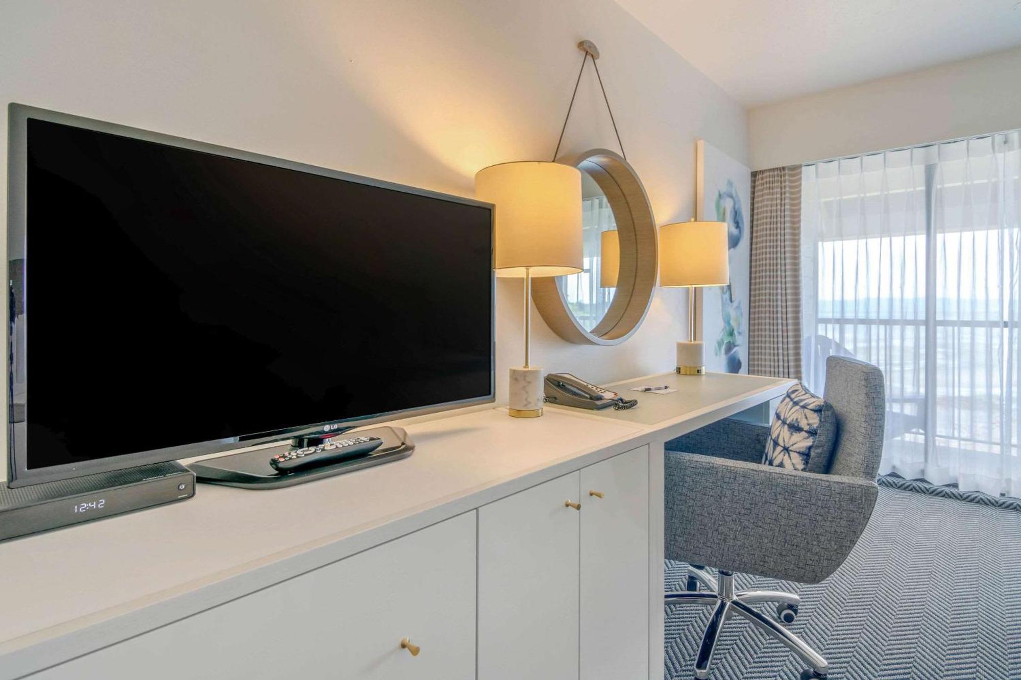 Bayside Oceanfront Hotel 3*