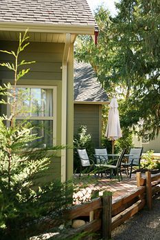 Oceanside Village Resort Parksville