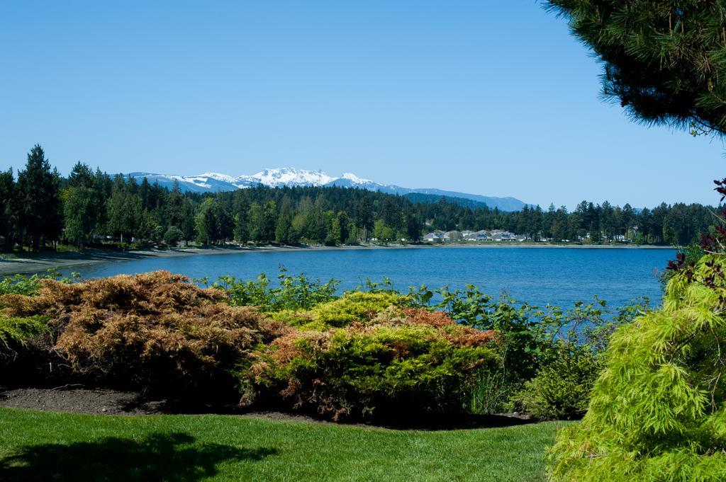 Hotel Pacific Shores & 4*