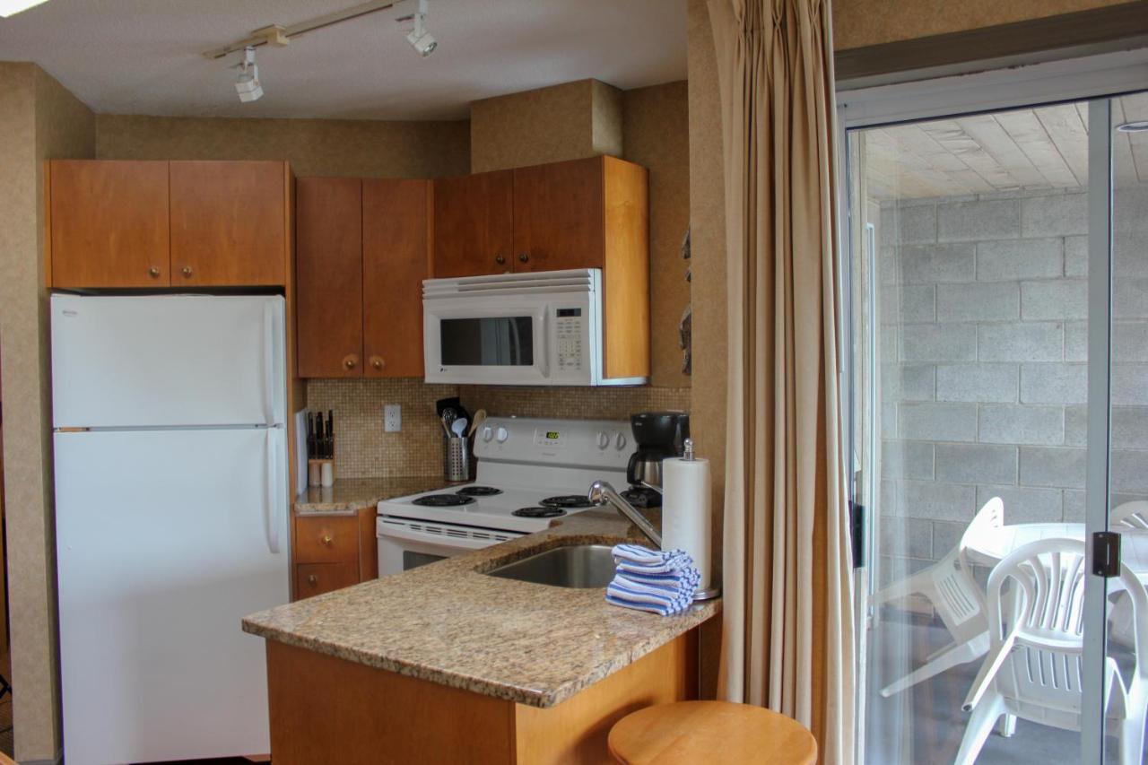 Pacific Shores &